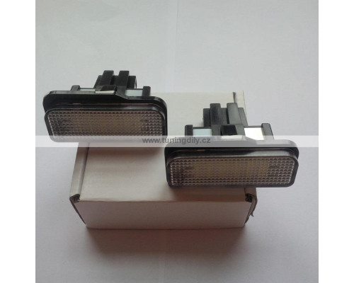 LED osvětlení SPZ Mercedes Benz W203 kombi / W211 (konektor)